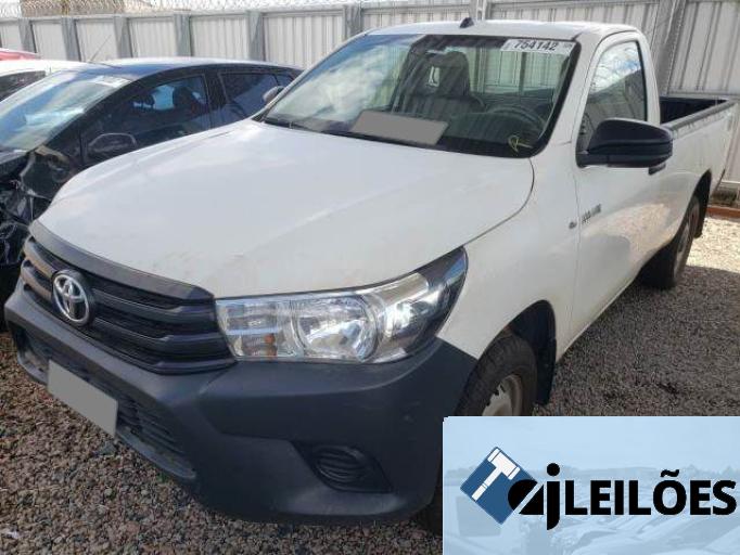 TOYOTA HILUX CS 18/18