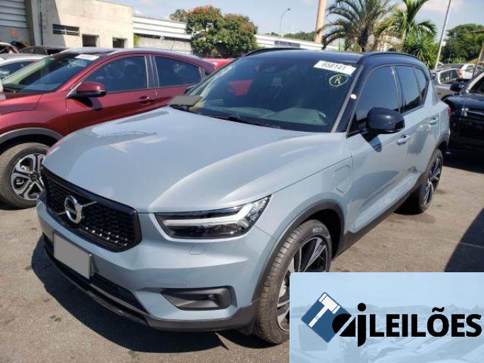 VOLVO XC40 21/21