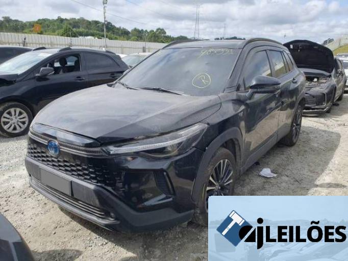 TOYOTA COROLLA CROSS 24/25