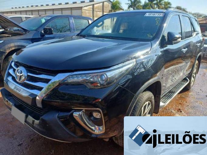 TOYOTA HILUX SW4 18/19